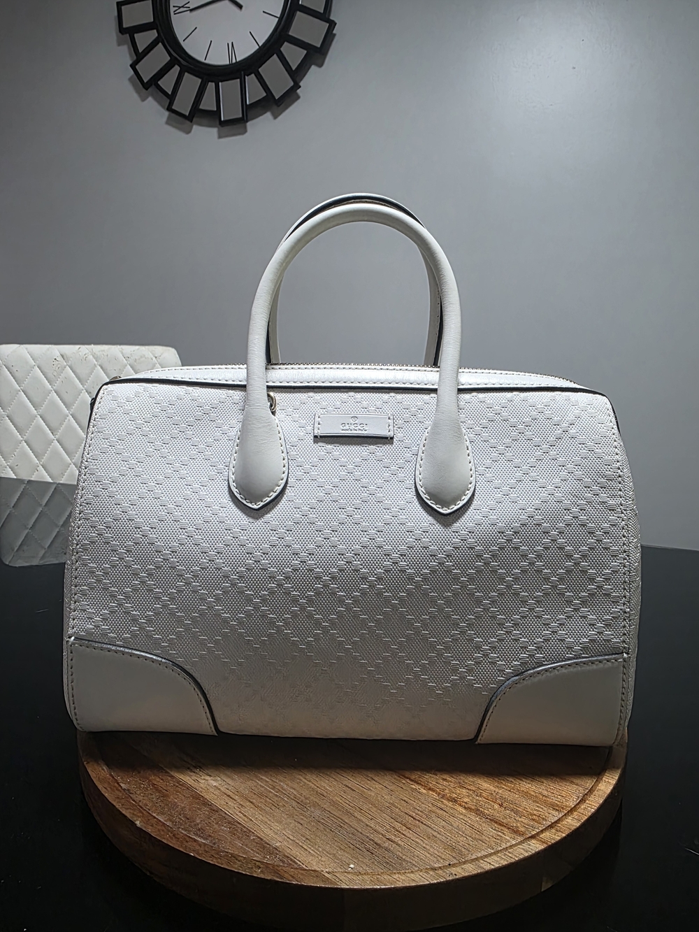 Authentic GUCCI DIAMANTE WHITE LEATHER BAG/Purse
